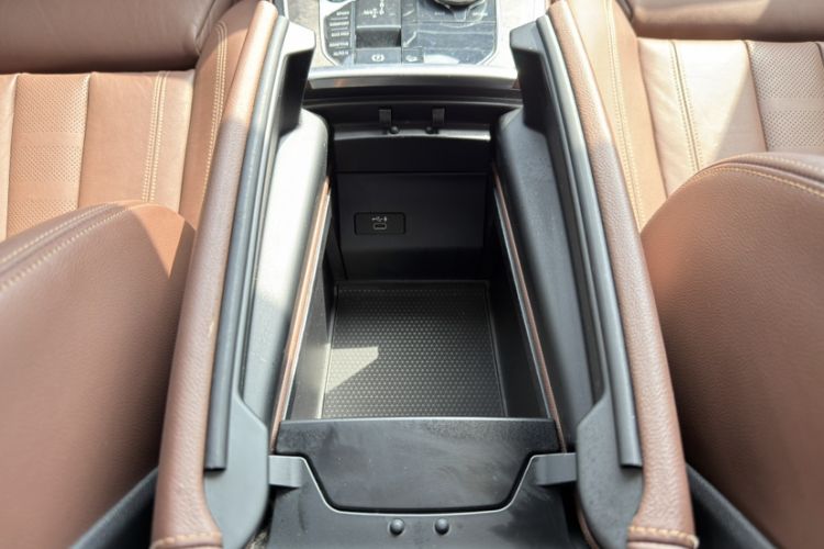 Used BMW X5 2019 xDrive30i M Sport Package Interior 8