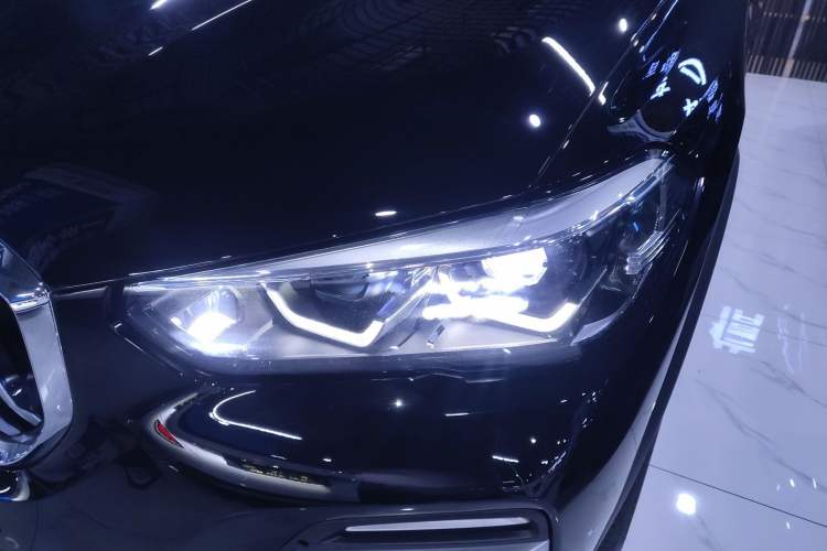 Used BMW X5 2019 xDrive40i M Sport U.S. specification Left Front Headlight
