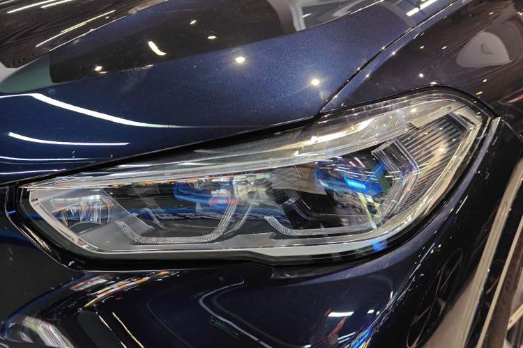 Used BMW X5 2019 xDrive40i M Sport U.S. specification Left Front Headlight