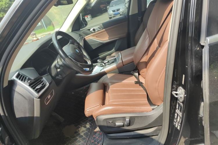 Used BMW X5 2019 xDrive40i M Sport Package Left Front Seat