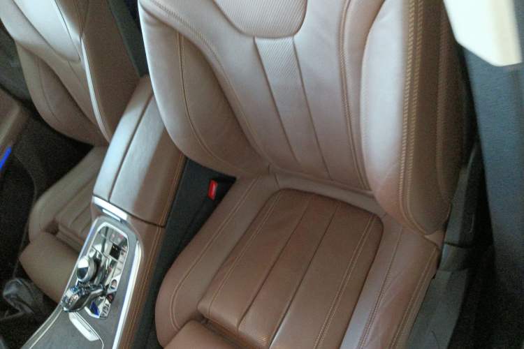Used BMW X5 2019 xDrive40i M Sport Package Left Front Seat