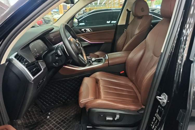 Used BMW X5 2019 xDrive40i M Sport Package Left Front Seat