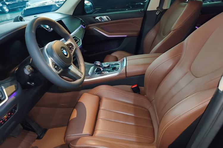 Used BMW X5 2019 xDrive30i M Sport Package Left Front Seat