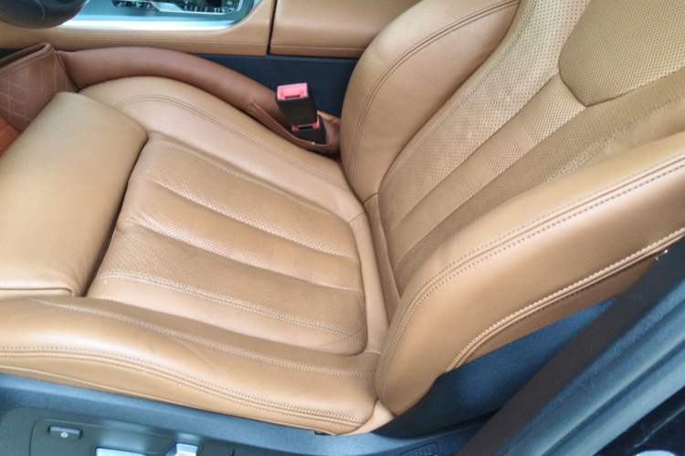 Used BMW X5  Left Front Seat