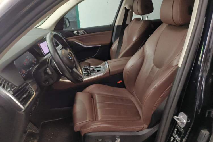 Used BMW X5 2019 xDrive40i M Sport Package Left Front Seat