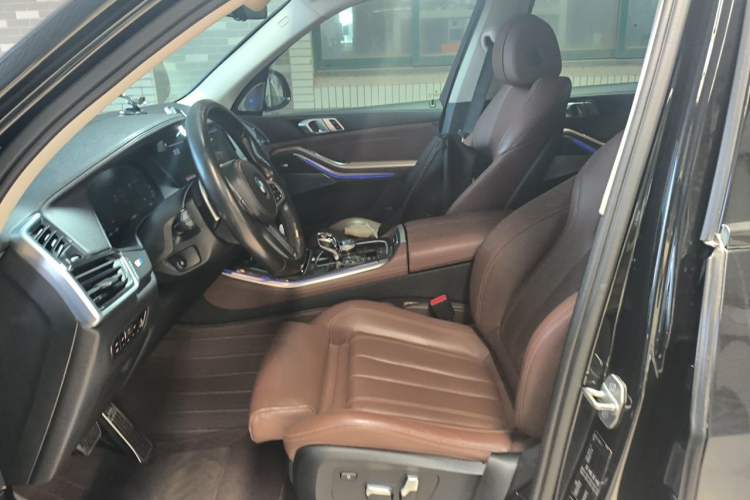 Used BMW X5 2019 xDrive40i M Sport Package Left Front Seat