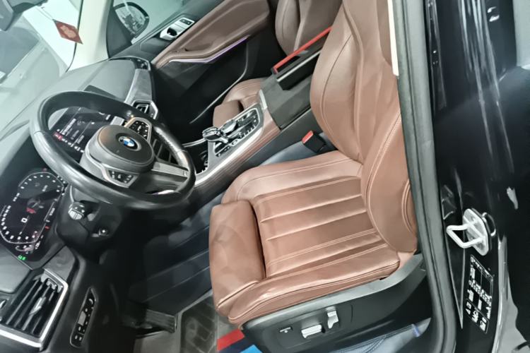 Used BMW X5 2019 xDrive40i M Sport Package Left Front Seat