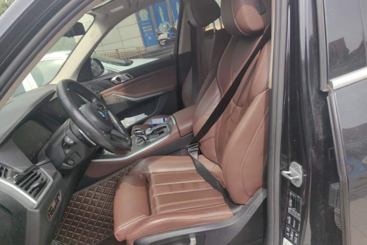 Used BMW X5 2019 xDrive40i M Sport Package Left Front Seat