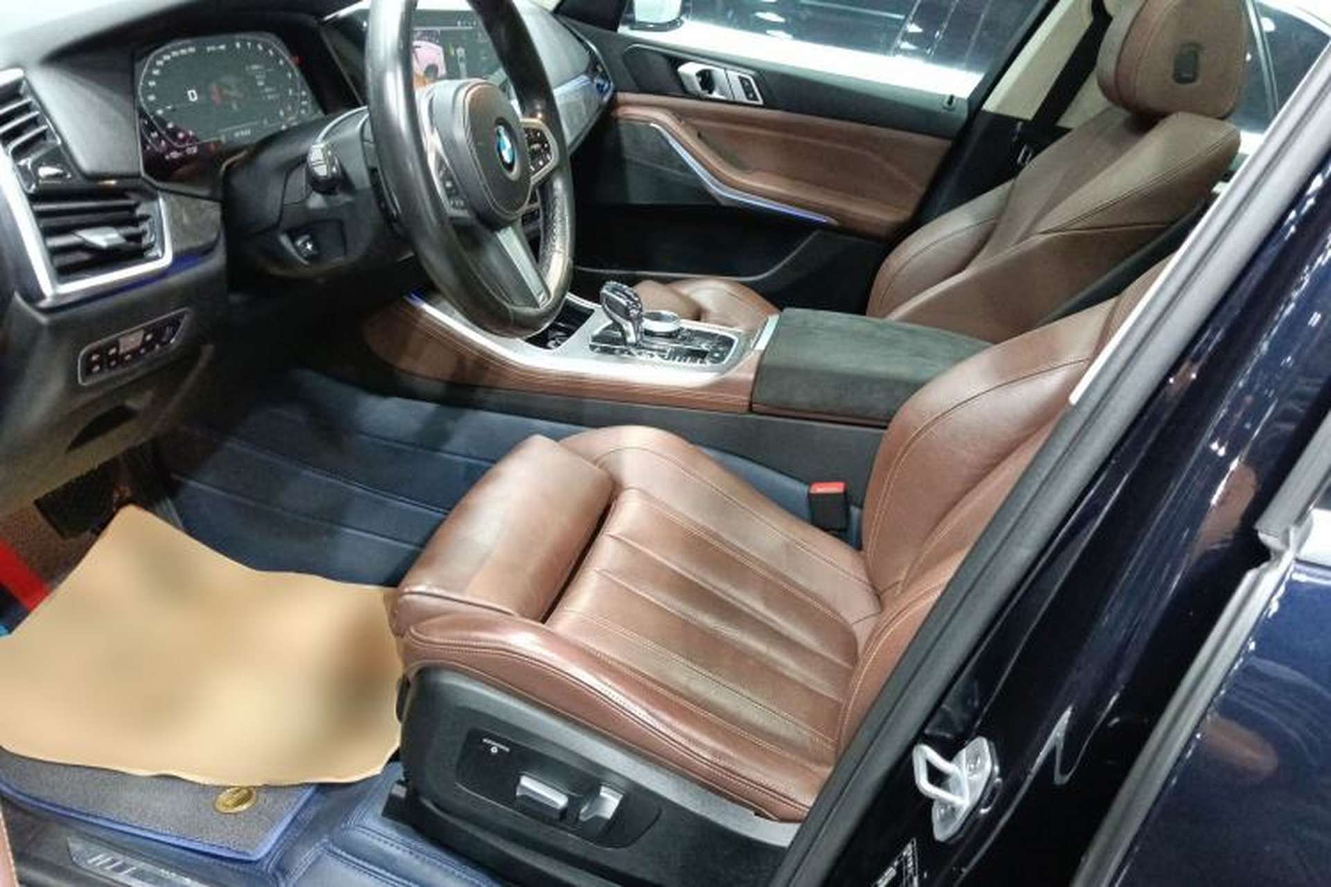 Used BMW X5 2019 xDrive40i M Sport Package Left Front Seat