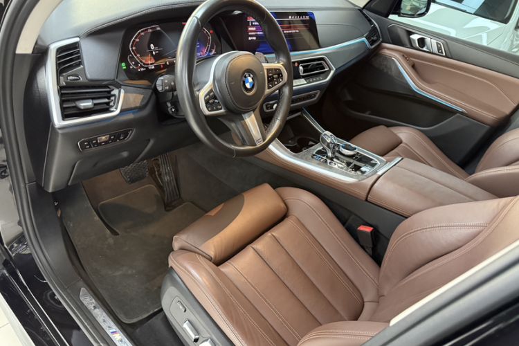 Used BMW X5 2019 xDrive40i M Sport Package Left Front Seat
