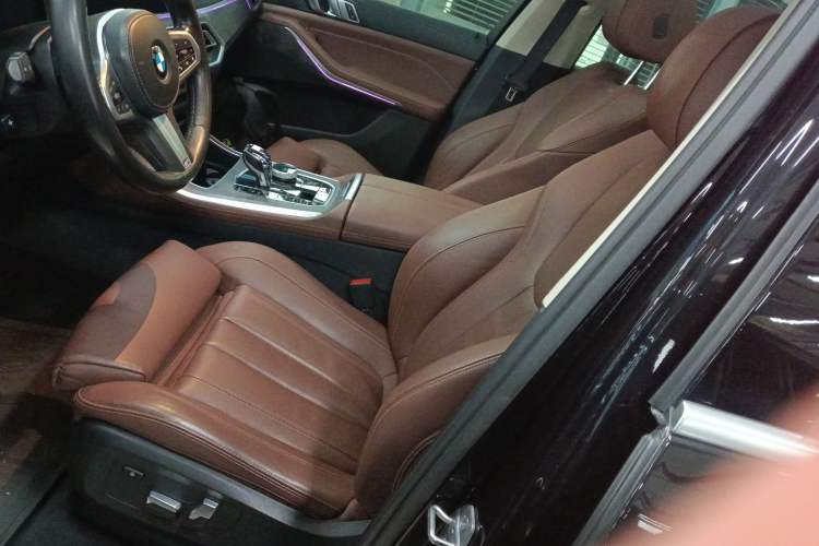 Used BMW X5 2019 xDrive30i M Sport Package Left Front Seat
