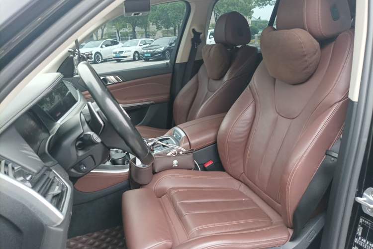 Used BMW X5 2019 xDrive40i M Sport Package Left Front Seat