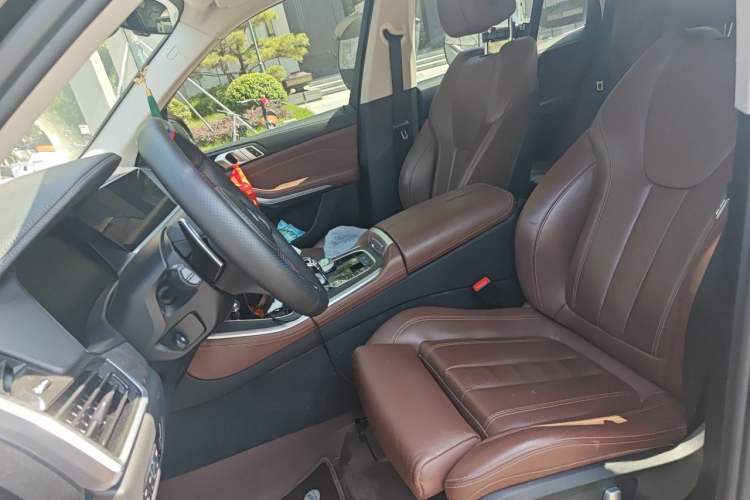 Used BMW X5 2019 xDrive40i M Sport Package Left Front Seat