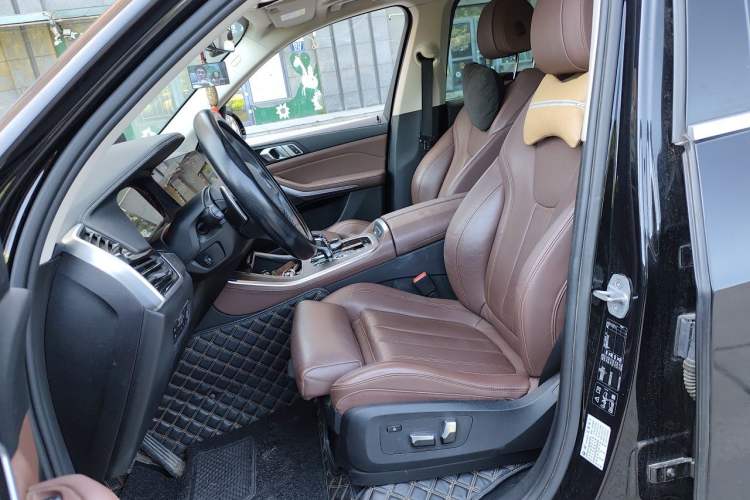 Used BMW X5 2019 xDrive40i M Sport Package Left Front Seat