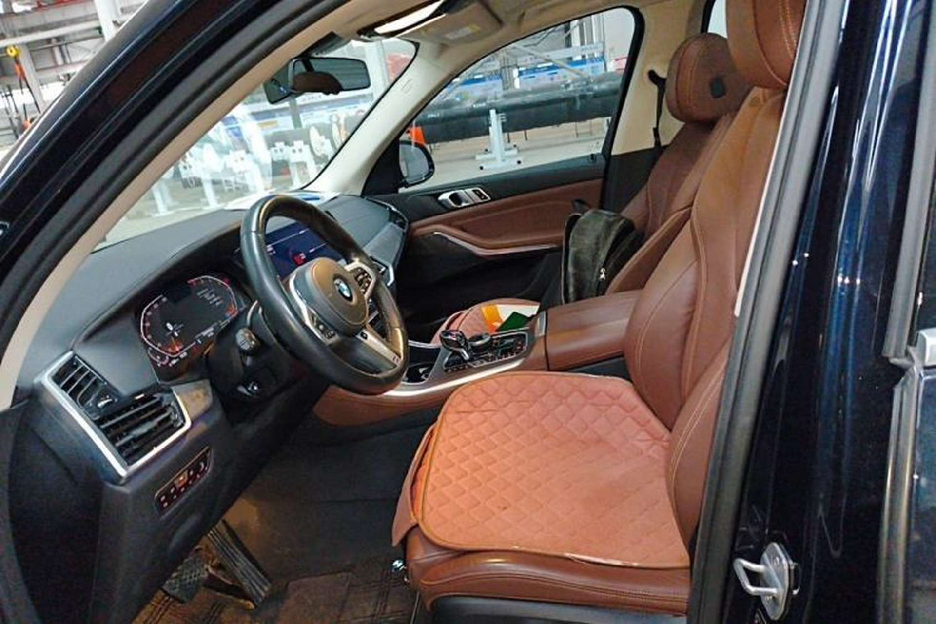 Used BMW X5 2019 xDrive40i M Sport Package Left Front Seat