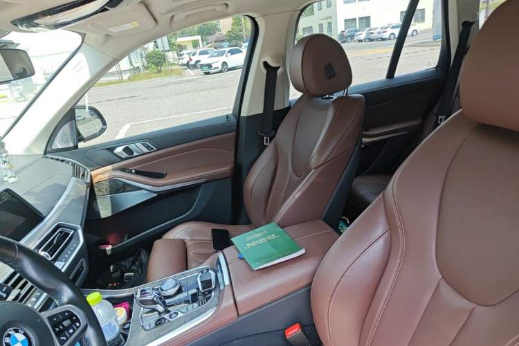 Used BMW X5 2019 xDrive30i M Sport Package Left Front Seat
