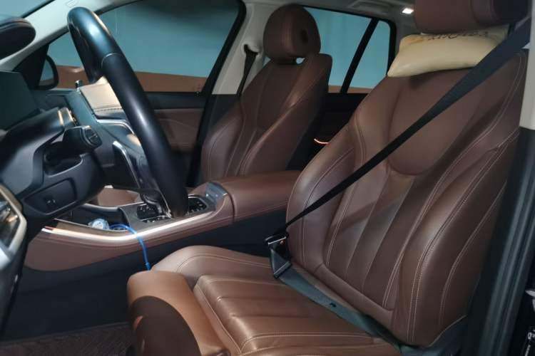 Used BMW X5 2019 xDrive30i X Design Package Left Front Seat