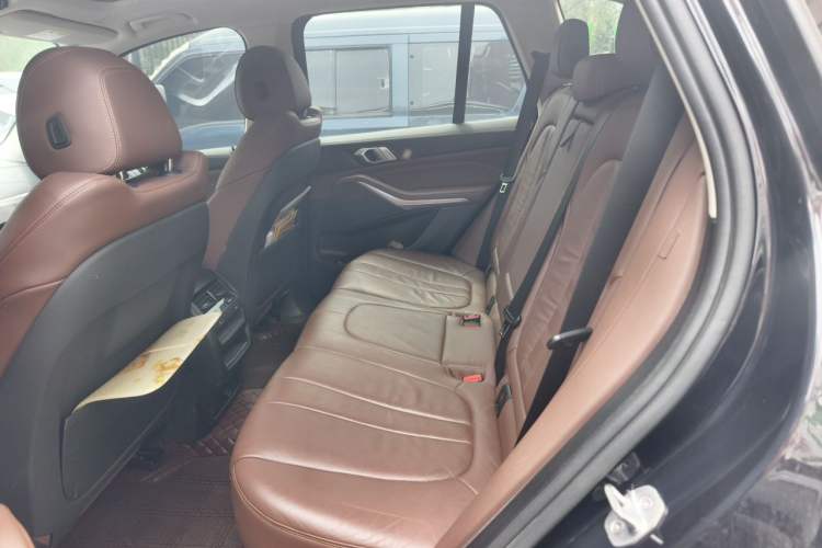 Used BMW X5 2019 xDrive40i M Sport Package Left Rear Seat