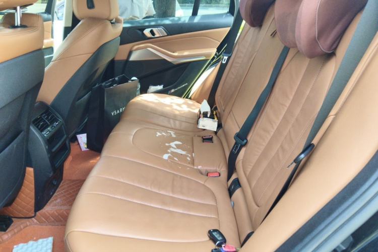 Used BMW X5  Left Rear Seat