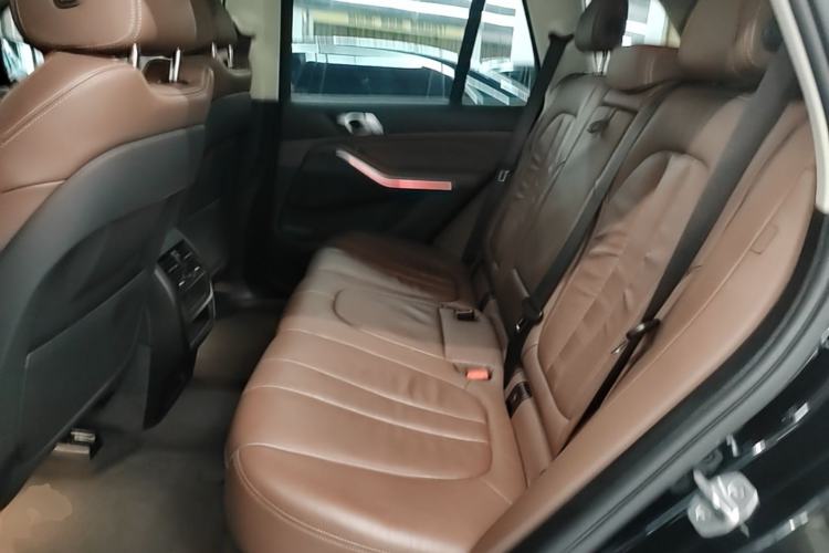 Used BMW X5 2019 xDrive40i M Sport Package Left Rear Seat
