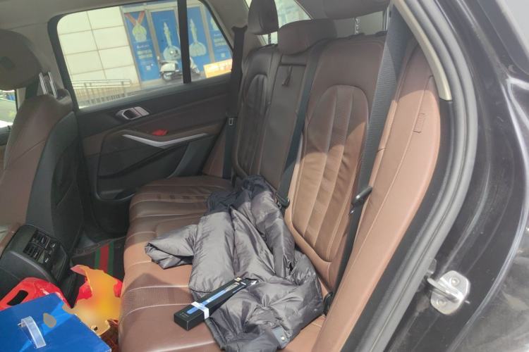 Used BMW X5 2019 xDrive40i M Sport Package Left Rear Seat