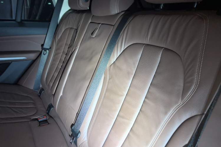 Used BMW X5 2019 xDrive40i M Sport Package Left Rear Seat
