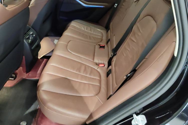 Used BMW X5 2019 xDrive40i M Sport Package Left Rear Seat