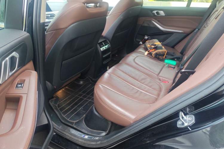 Used BMW X5 2019 xDrive40i M Sport Package Left Rear Seat