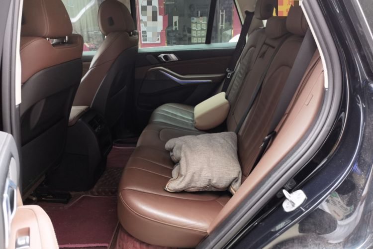 Used BMW X5 2019 xDrive30i M Sport Package Left Rear Seat