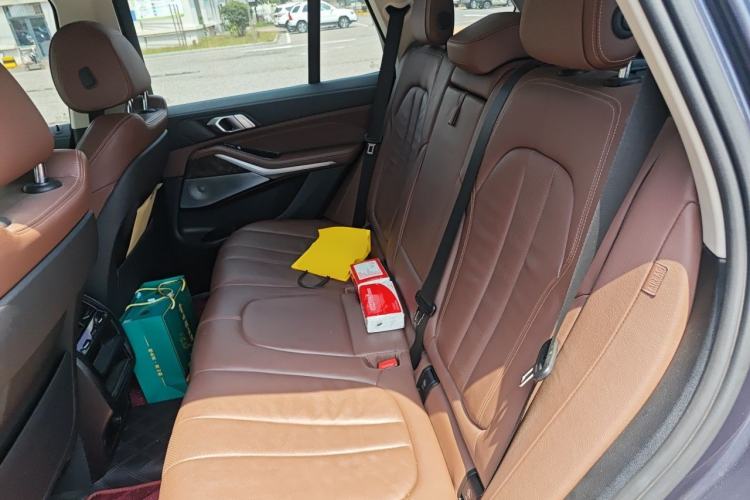 Used BMW X5 2019 xDrive30i M Sport Package Left Rear Seat