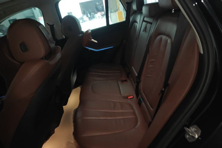 Used BMW X5 2019 xDrive40i M Sport Package Left Rear Seat
