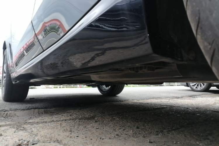 Used BMW X5 2019 xDrive40i M Sport Package Left Side Sill
