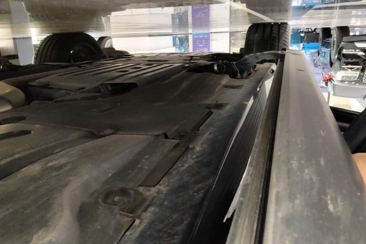 Used BMW X5 2019 xDrive40i M Sport Package Left Side Sill
