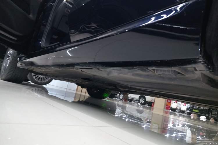 Used BMW X5 2019 xDrive40i M Sport Package Left Side Sill