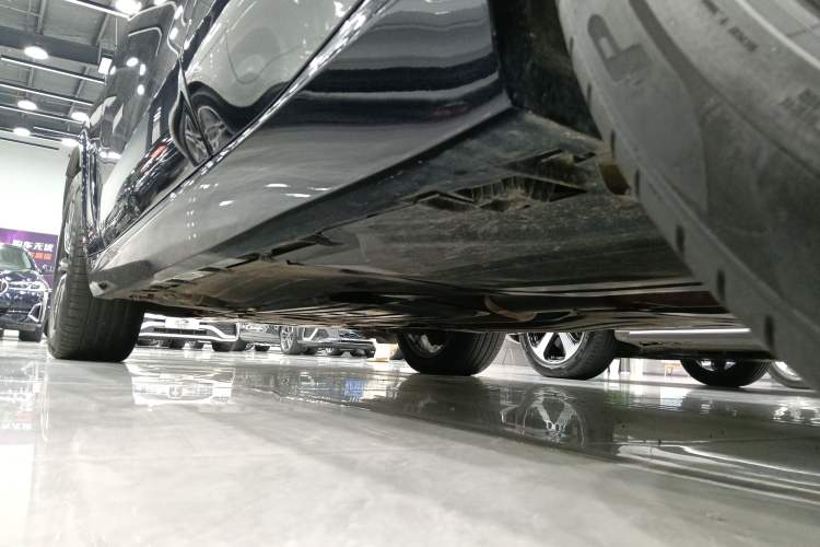 Used BMW X5 2019 xDrive40i M Sport Package Left Side Sill