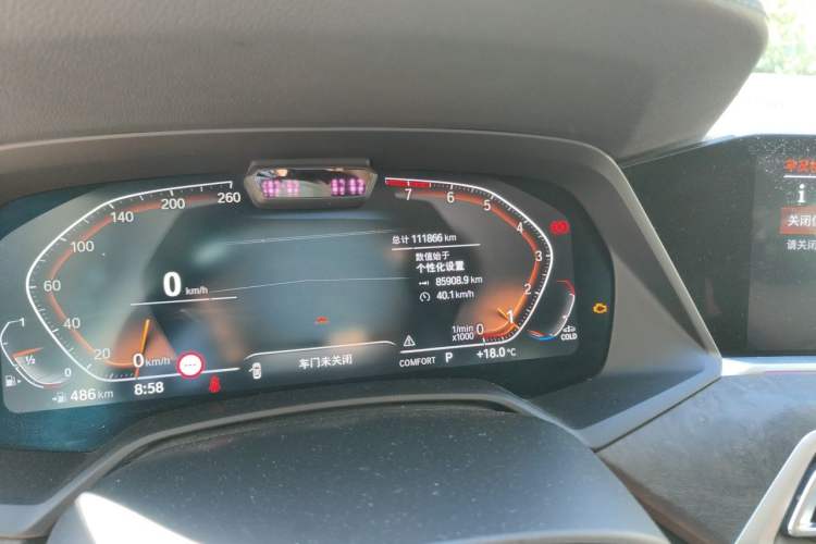 Used BMW X5 2019 xDrive40i Luxury Model with M Sport Package Odometer Close Up