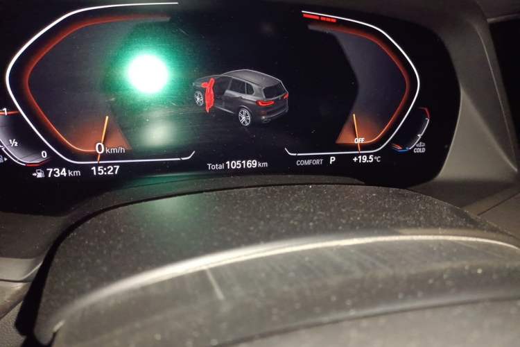 Used BMW X5 2019 xDrive40i M Sport Package Odometer Close Up