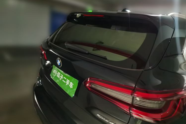 Used BMW X5 2019 xDrive40i Luxury Model with M Sport Package Rear