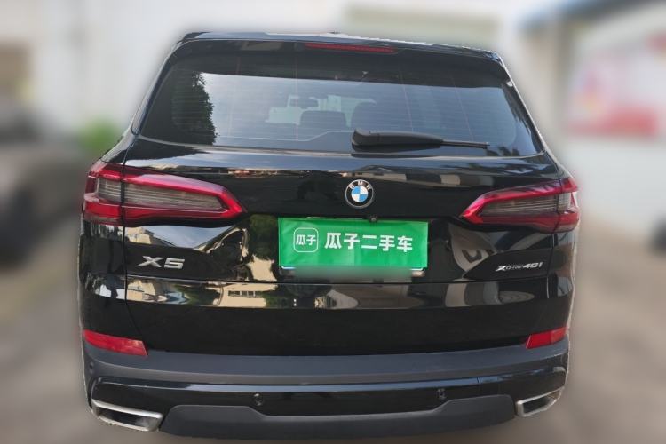 Used BMW X5 2019 xDrive40i XLine 19-inch wheels Middle East version Rear