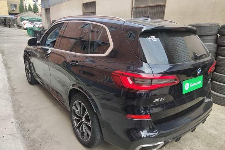 Used BMW X5 2019 xDrive40i M Sport Package Rear Left 45 Deg