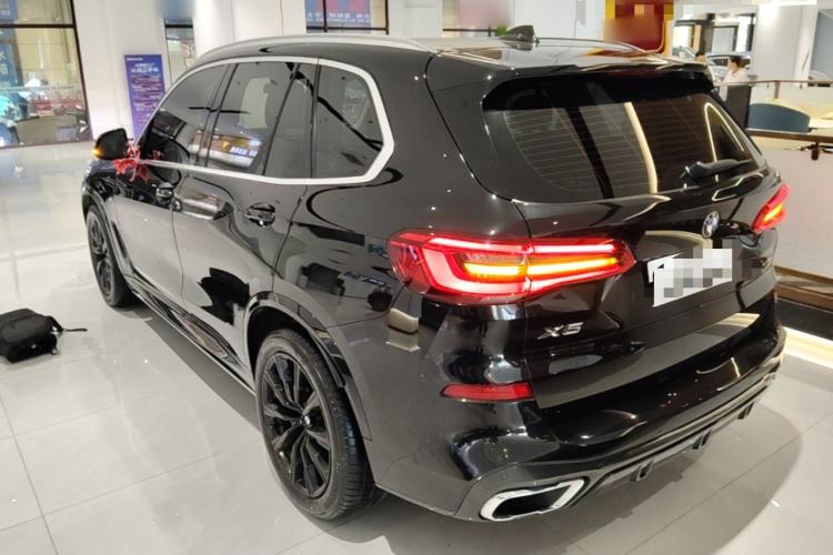 Used BMW X5 2019 xDrive40i M Sport Package Rear Left 45 Deg