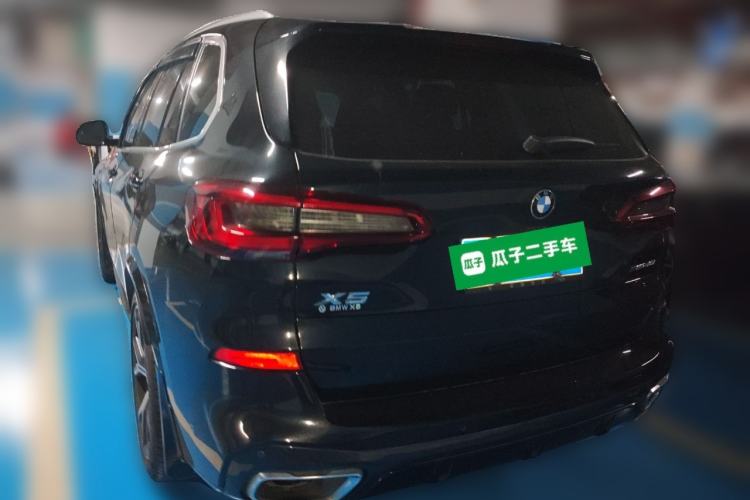Used BMW X5 2019 xDrive40i Luxury Model with M Sport Package Rear Left 45 Deg