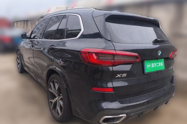 Used BMW X5 2019 xDrive40i Luxury Model with M Sport Package Rear Left 45 Deg