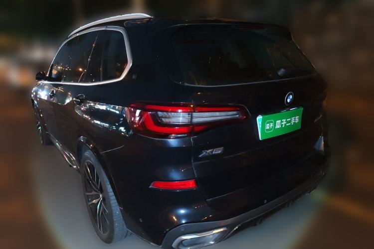 Used BMW X5 2019 xDrive40i Luxury Model with M Sport Package Rear Left 45 Deg