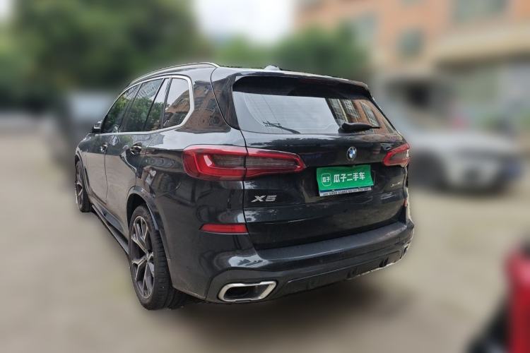 Used BMW X5 2019 xDrive40i Luxury Model with M Sport Package Rear Left 45 Deg