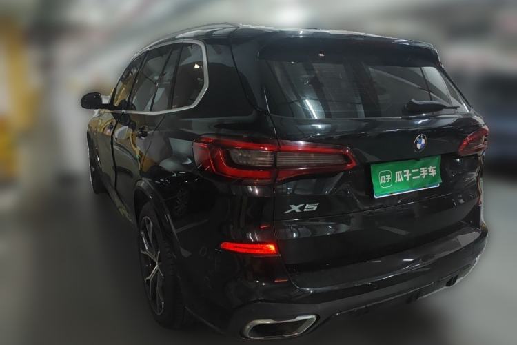 Used BMW X5 2019 xDrive40i Luxury Model with M Sport Package Rear Left 45 Deg