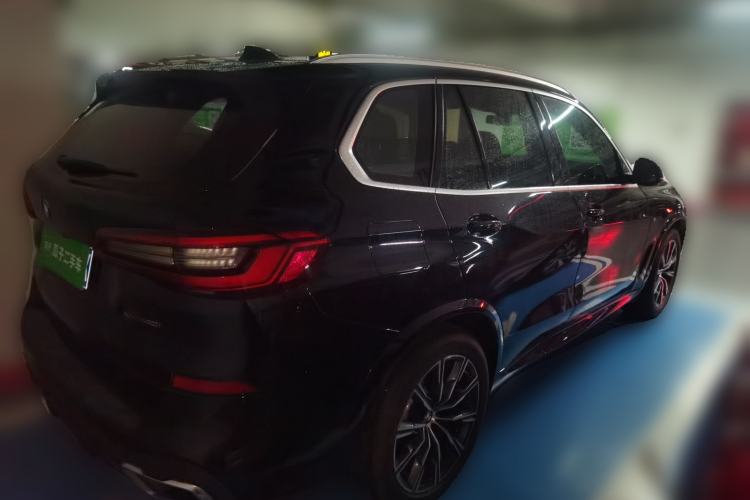 Used BMW X5 2019 xDrive40i M Sport Package Rear Right 45 Deg