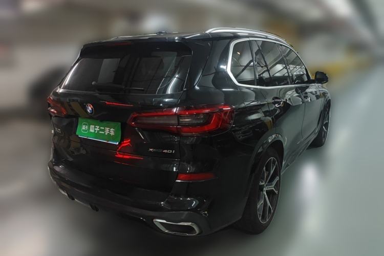 Used BMW X5 2019 xDrive40i Luxury Model with M Sport Package Rear Right 45 Deg