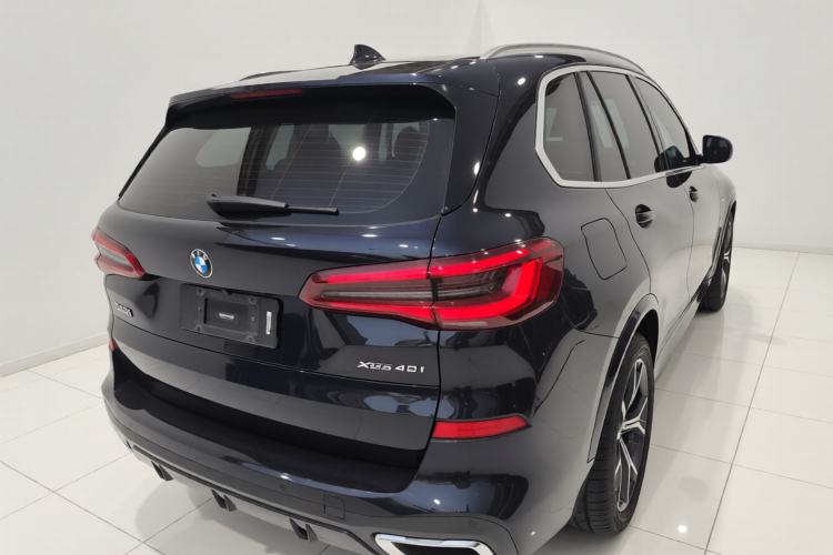 Used BMW X5 2019 xDrive40i Luxury Model with M Sport Package Rear Right 45 Deg