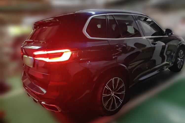 Used BMW X5 2019 xDrive40i M Sport Package Rear Right 45 Deg